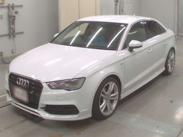 10155 Audi A3 8VCPTL 2014 г. (CAA Tokyo)