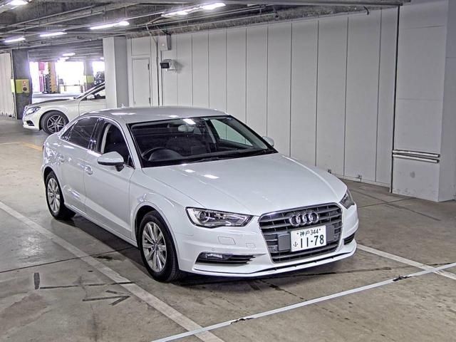 155 Audi A3 8VCXSL 2015 г. (ZIP Osaka)