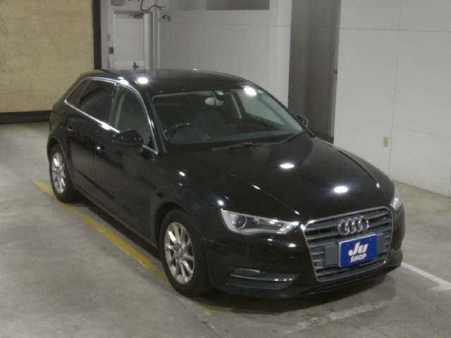 2023 Audi A3 8VCXS 2015 г. (JU Fukuoka)