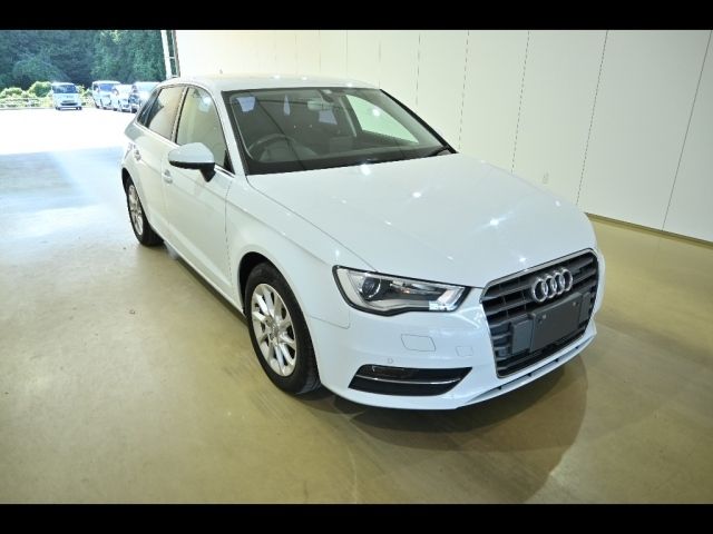 20287 Audi A3 8VCXS 2016 г. (Honda Tokyo)