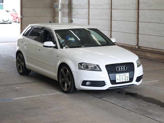 2369 Audi A3 8PCAX 2013 г. (ARAI Bayside)