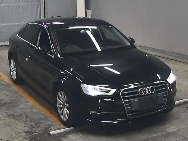 332 Audi A3 8VCXSL 2014 г. (ZIP Tokyo)