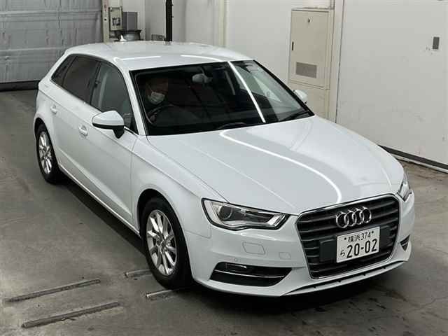 35069 Audi A3 8VCXS 2015 г. (MIRIVE Saitama)