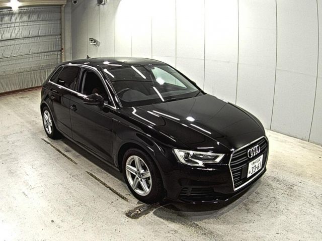 4334 Audi A3 8VCXS 2017 г. (LAA Okayama)