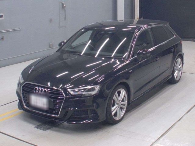 5052 Audi A3 8VCXS 2018 г. (CAA Gifu)