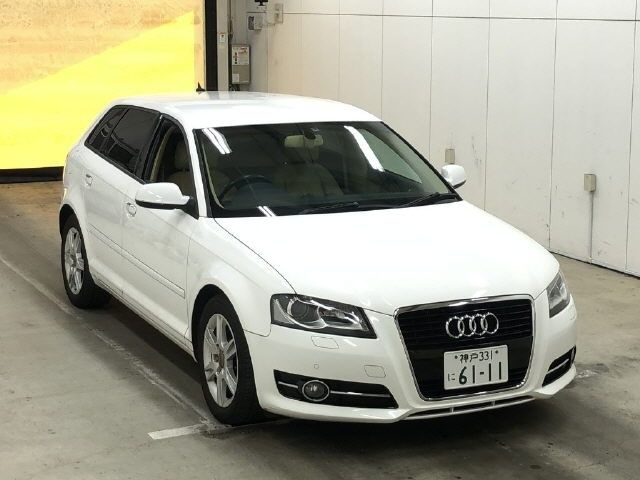 6056 Audi A3 8PCAX 2013 г. (IAA Osaka)