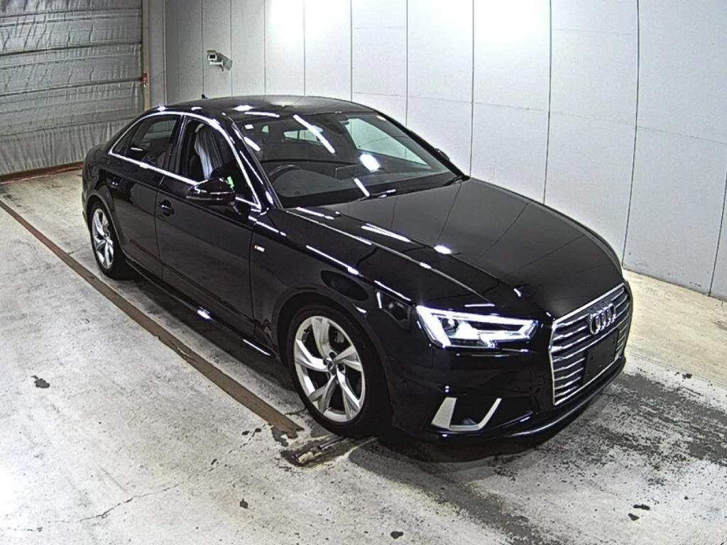 Audi A4 8WCVN 2019