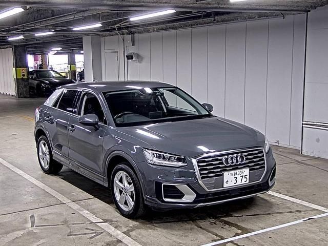 16 Audi Q2 GACHZ 2017 г. (ZIP Osaka)