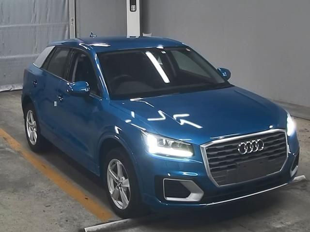 527 Audi Q2 GACHZ 2018 г. (ZIP Tokyo)