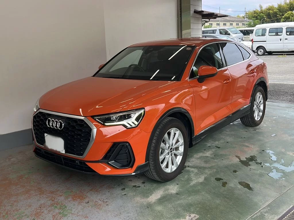 Audi Q3 F3DPC 2021
