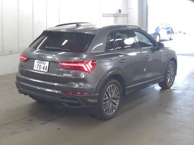 Audi Q3 F3DFY 2024