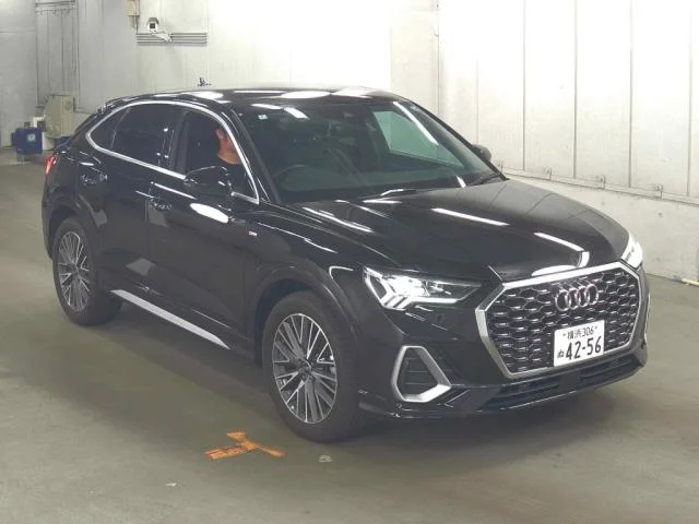 Audi Q3 F3DFY 2024
