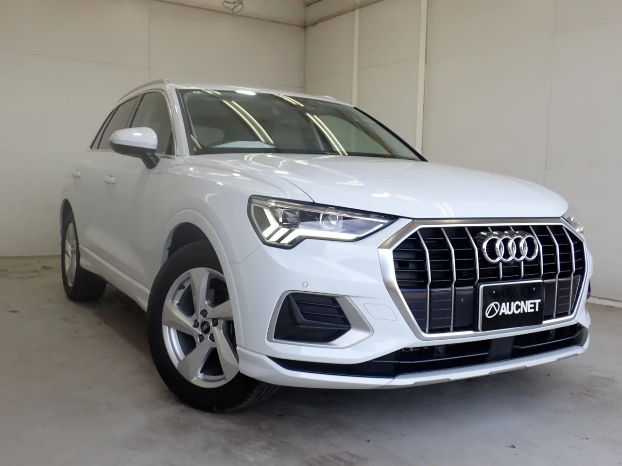 Audi Q3 F3DFY 2024