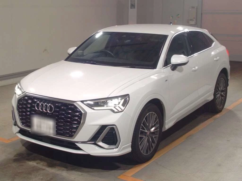Audi Q3 F3DPC 2020