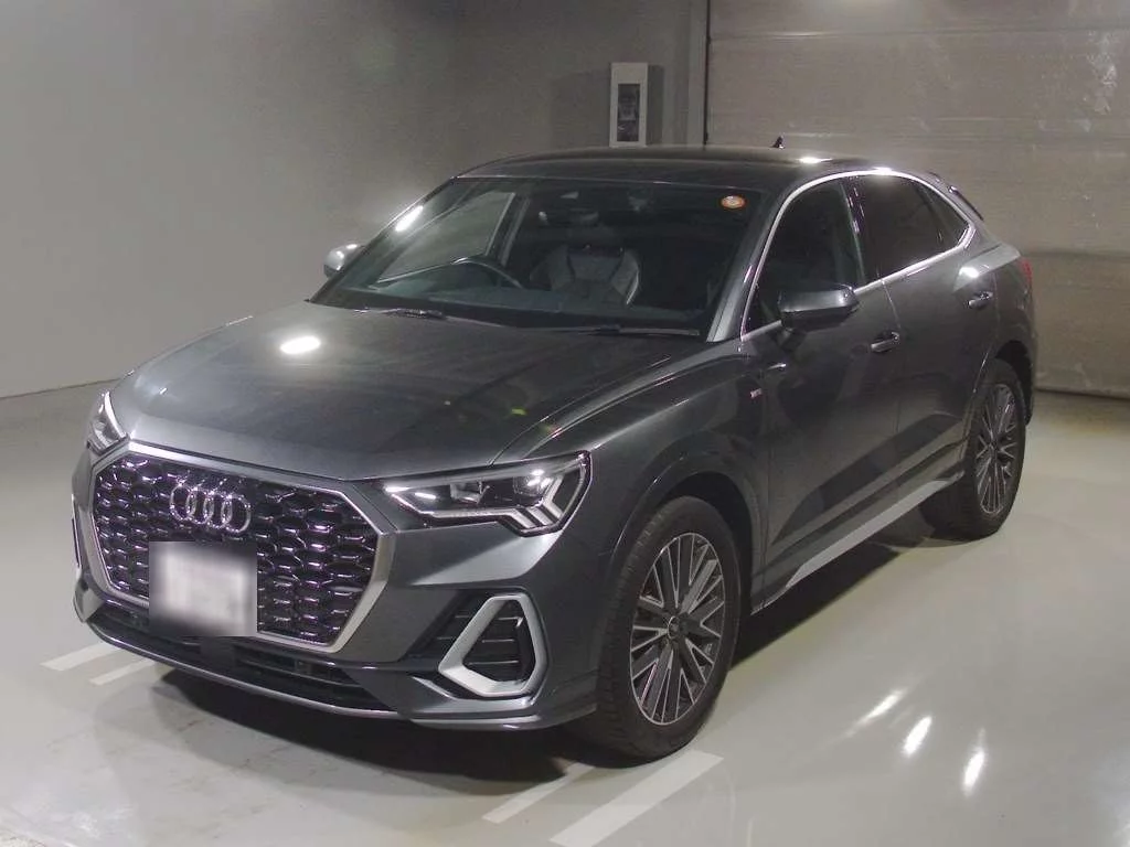 Audi Q3 F3DFY 2022