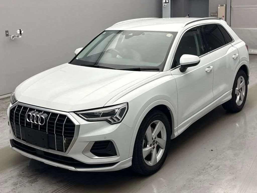 Audi Q3 F3DFY 2022