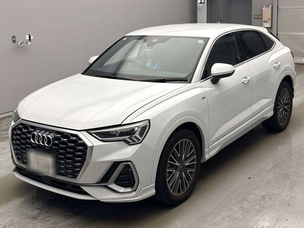 Audi Q3 F3DFY 2023
