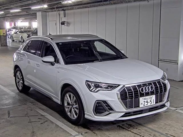 Audi Q3 F3DFY 2022