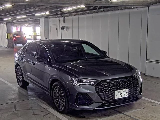 Audi Q3 F3DFY 2023