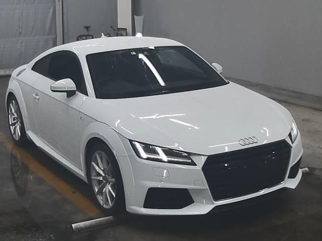 623 Audi Tt FVCJS 2016 г. (ZIP Tokyo)