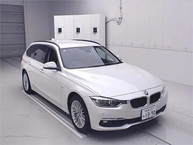 BMW 3-Series 8E15 2018