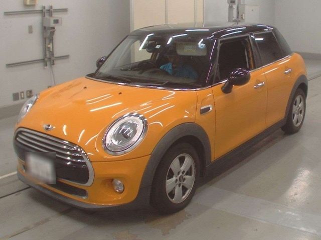 10118 BMW MINI XS15 2015 г. (CAA Tokyo)