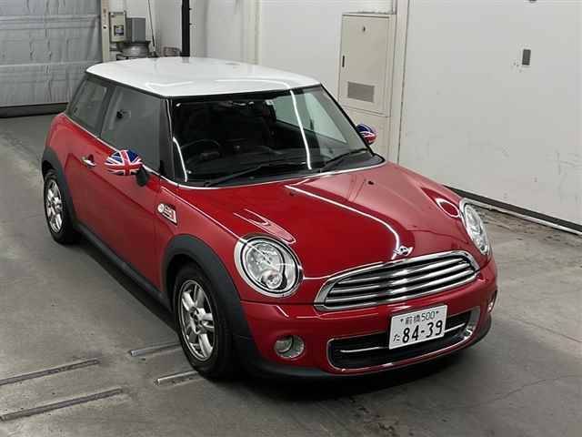 35068 BMW MINI SU16 2011 г. (MIRIVE Saitama)