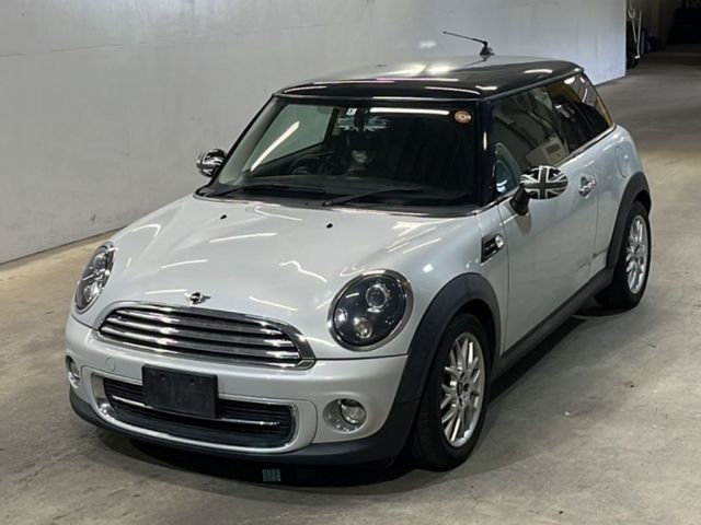 4105 BMW MINI SU16 2014 г. (KCAA Fukuoka)