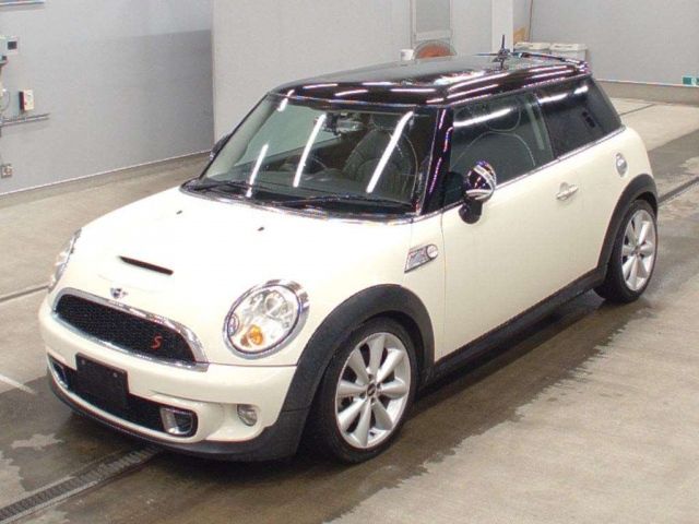 3264 BMW MINI 2011 г. (CAA Tohoku)