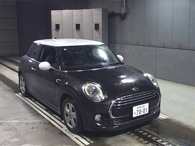 60158 BMW MINI XM15 2014 г. (JU Gifu)