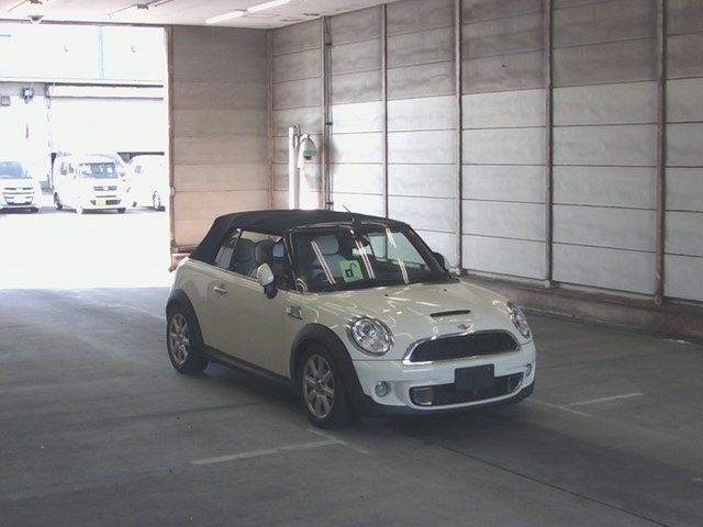 5611 BMW MINI ZP16 2014 г. (ARAI Bayside)