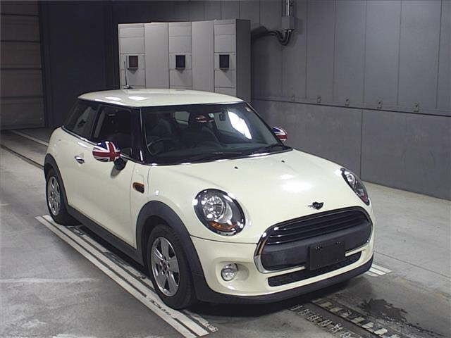 10023 BMW MINI XM12 2014 г. (JU Gifu)