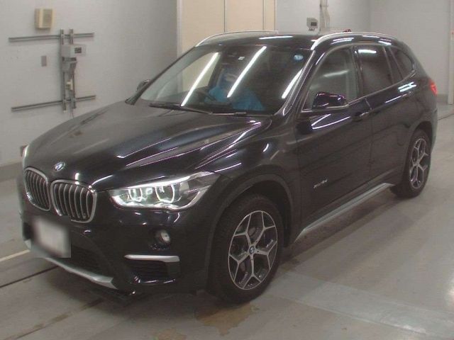 60403 BMW X1 2017 г. (CAA Tokyo)