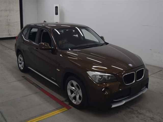 60295 BMW X1 VL18 2011 г. (MIRIVE Osaka)