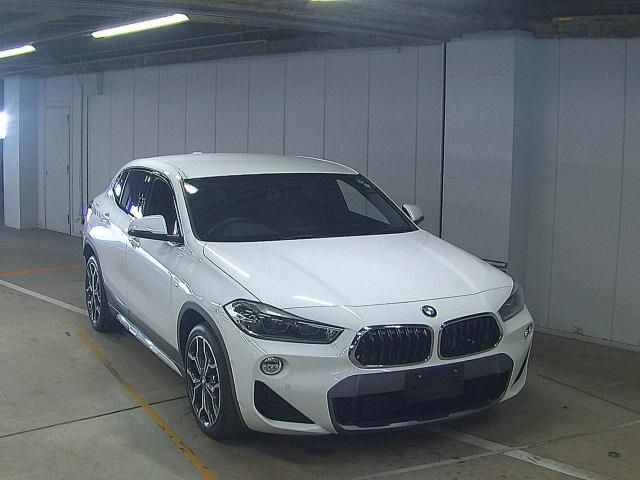 367 BMW X2 YH15 2018 г. (ZIP Osaka)