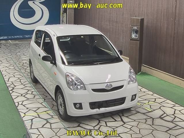 15019 DAIHATSU MIRA L285V 2016 г. (BAYAUC)