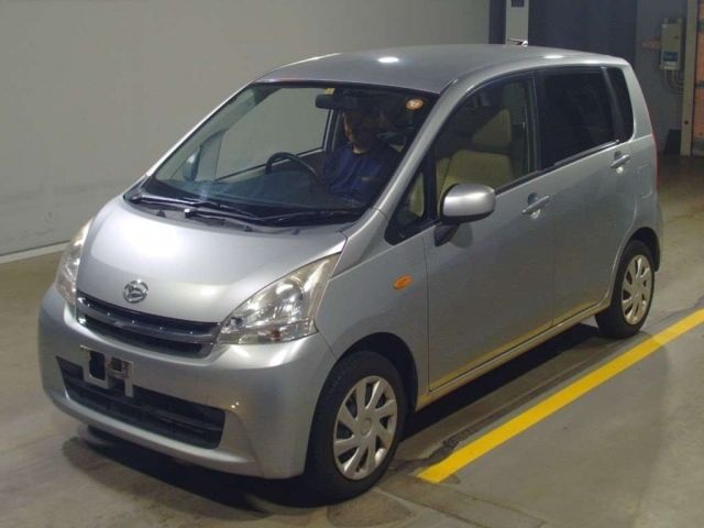 18347 DAIHATSU MOVE LA100S 2012 г. (TAA Yokohama)