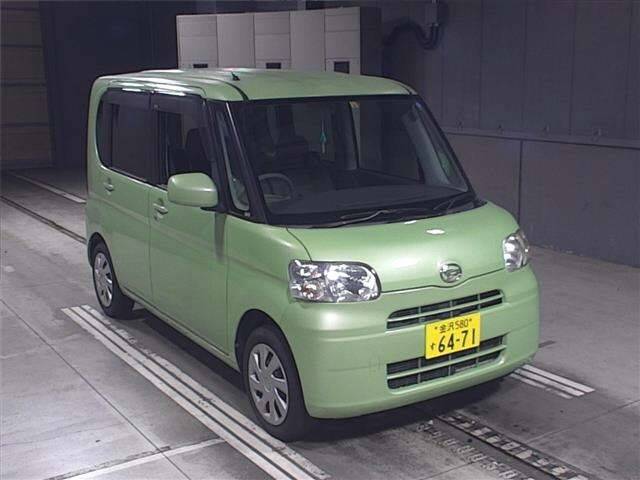 10039 DAIHATSU TANTO L375S 2011 г. (JU Gifu)