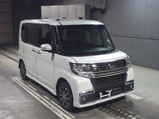 10066 DAIHATSU TANTO LA600S 2017 г. (JU Gifu)