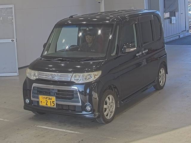 1104 DAIHATSU TANTO L375S 2012 г. (ARAI Oyama)