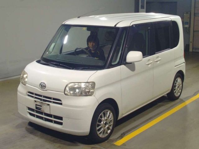 18364 DAIHATSU TANTO L375S 2010 г. (TAA Yokohama)