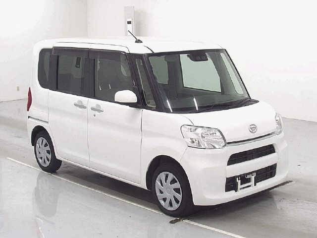 2144 DAIHATSU TANTO LA610S 2018 г. (JU Hiroshima)