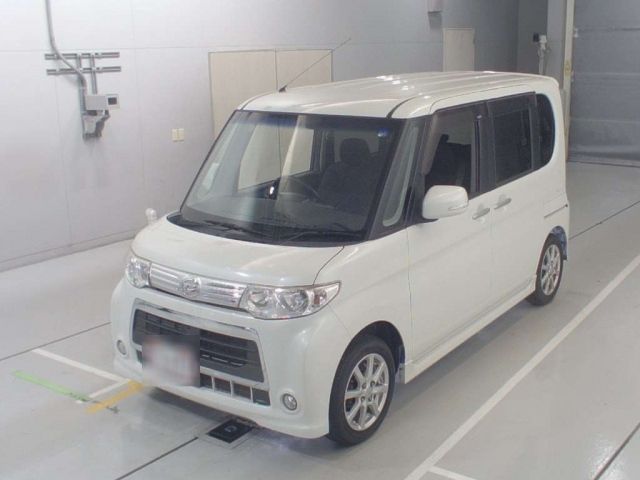 10234 DAIHATSU TANTO L375S 2011 г. (CAA Chubu)