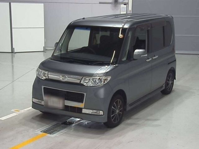 35207 DAIHATSU TANTO L375S 2010 г. (CAA Chubu)