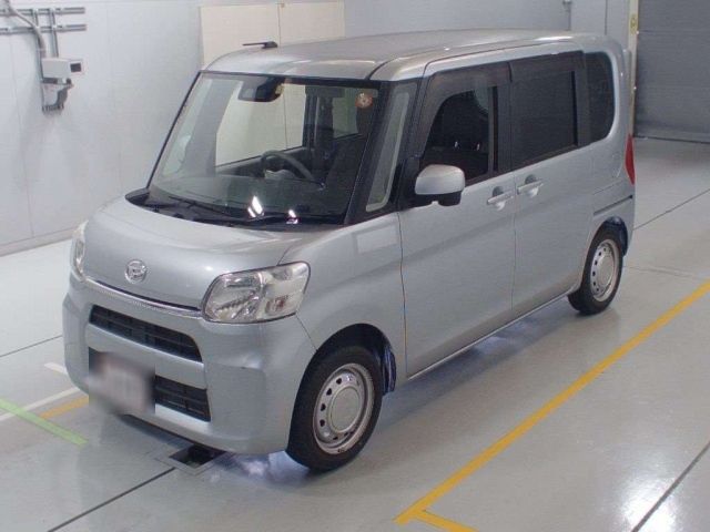 35001 DAIHATSU TANTO LA600S 2017 г. (CAA Chubu)