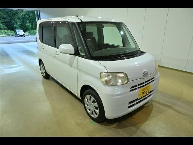 29009 DAIHATSU TANTO L375S 2011 г. (Honda Tokyo)