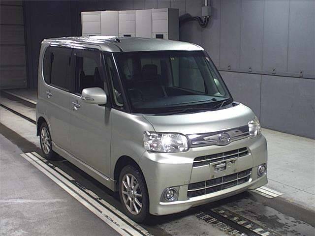 298 DAIHATSU TANTO L385S 2012 г. (JU Gifu)