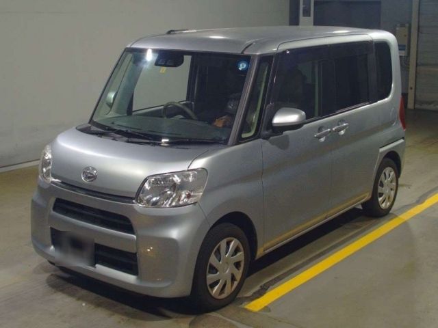 3075 DAIHATSU TANTO LA600S 2018 г. (TAA Yokohama)