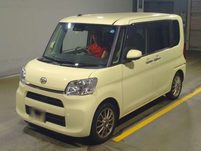 3097 DAIHATSU TANTO LA610S 2018 г. (TAA Yokohama)