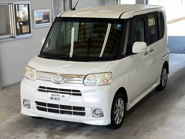 3369 DAIHATSU TANTO L375S 2012 г. (KCAA Minami Kyushu)